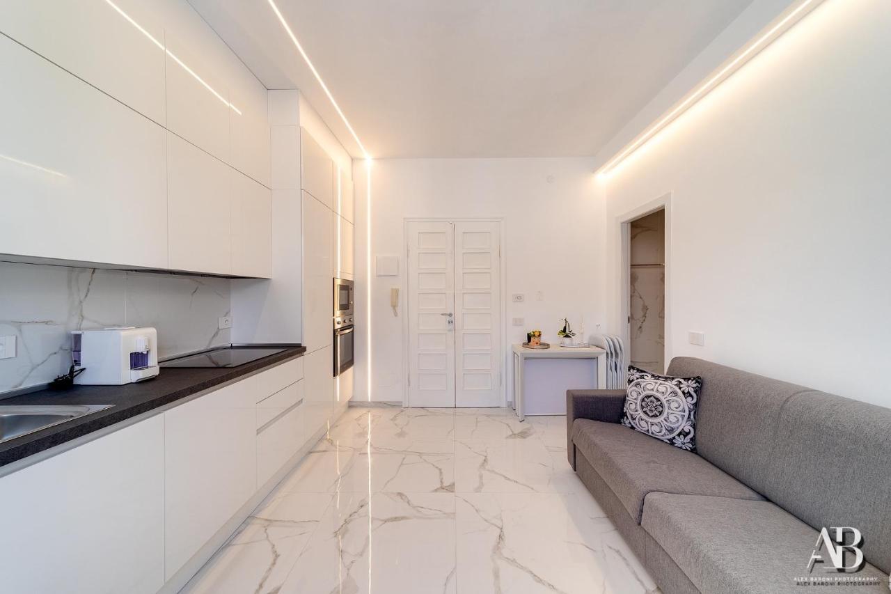 Suite Aurora Luxury In The Center Of Сан Ремо Екстериор снимка