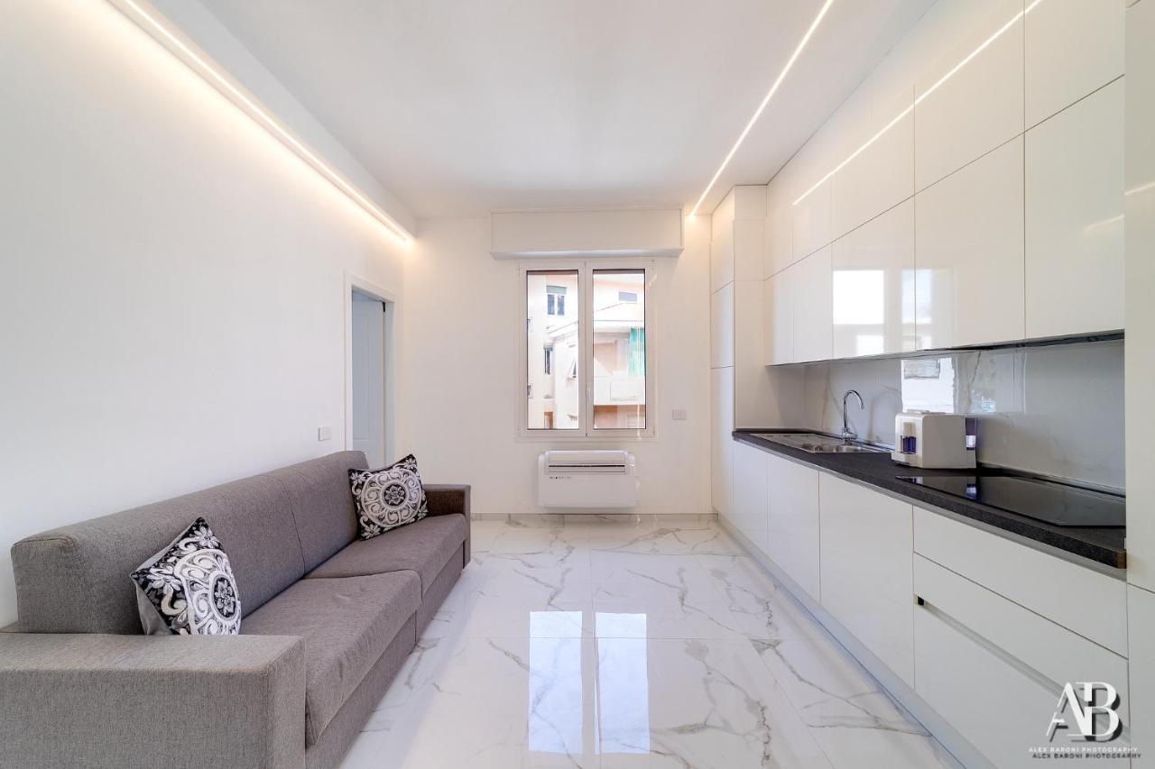 Suite Aurora Luxury In The Center Of Сан Ремо Екстериор снимка